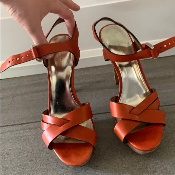 Orange Coach high heels - Picture 4 of 4